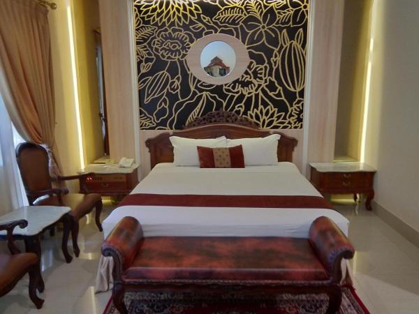 Hotel Indah Palace Yogyakarta : photo 1 de la chambre chambre double deluxe avec douche