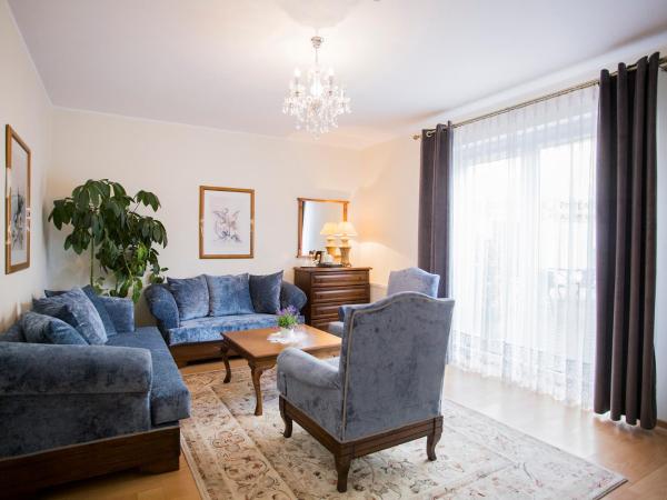 Hotel Renusz : photo 2 de la chambre appartement