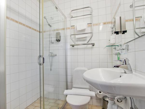 First Hotel Brommaplan : photo 2 de la chambre chambre simple standard