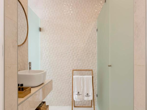 Penedo da Saudade Suites & Hostel : photo 10 de la chambre chambre familiale supérieure