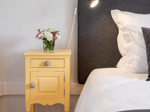 Penedo da Saudade Suites & Hostel : photo 2 de la chambre chambre lits jumeaux