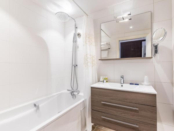 Madame Vacances Hôtel & Spa Le Mottaret : photo 7 de la chambre suite familiale prestige