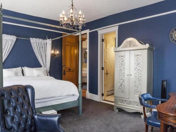 Patterson Inn : photo 3 de la chambre suite lit king-size avec baignoire spa