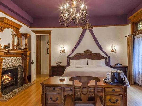 Patterson Inn : photo 4 de la chambre suite lit king-size supérieure avec terrasse