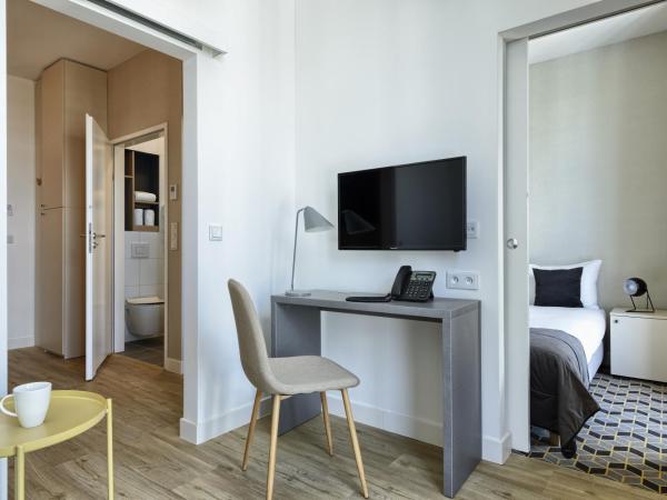 Arche Hotel Poloneza : photo 3 de la chambre chambre double supérieure