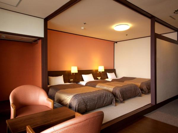 Nagasaki Nisshokan : photo 1 de la chambre chambre supérieure - vue sur ville - non-fumeurs