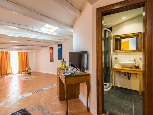 Bella Natka Bed and Breakfast : photo 8 de la chambre chambre double deluxe avec balcon