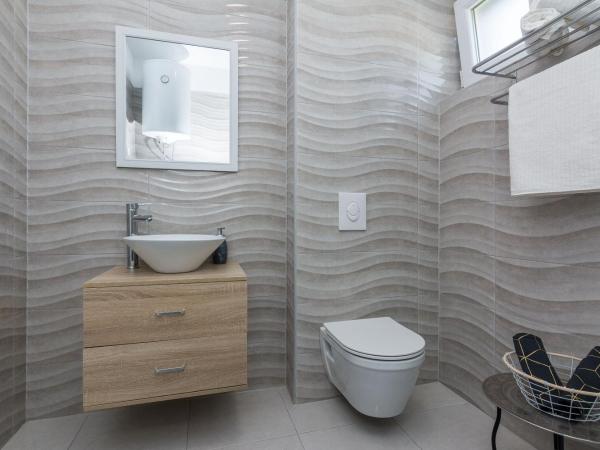 Apartments Marta 1 : photo 7 de la chambre appartement deluxe