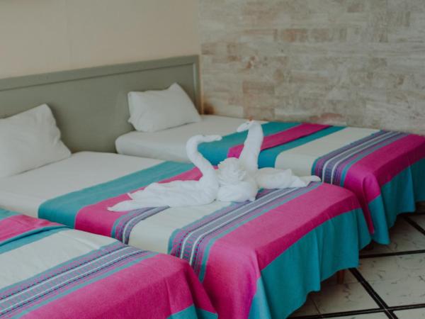 Hotel Ambassador Mérida : photo 4 de la chambre chambre triple