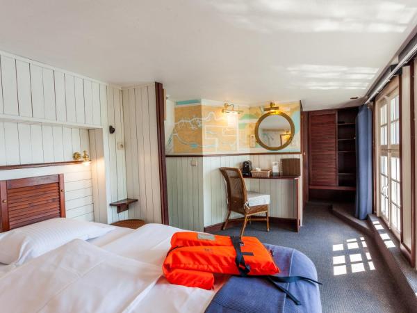 Boat Hotel De Barge : photo 1 de la chambre cabine d'officier