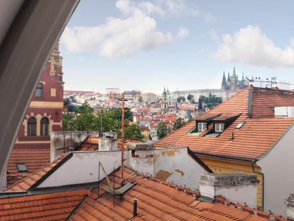 MOODs Charles Bridge : photo 7 de la chambre chambre double exécutive - vue sur château de prague