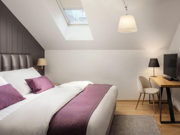 MOODs Charles Bridge : photo 2 de la chambre chambre double ou lits jumeaux supérieure