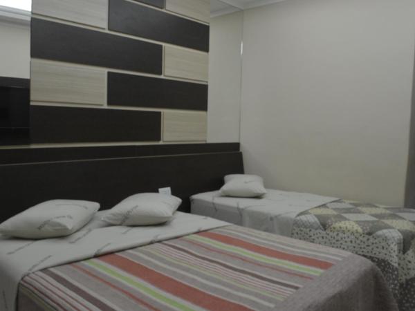 Hotel Calstar : photo 4 de la chambre chambre triple deluxe avec 1 lit double et 1 lit simple