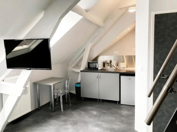SmartAppart Saint Nazaire : photo 6 de la chambre studio avec mezzanine