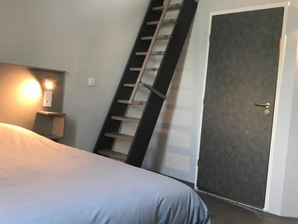 SmartAppart Saint Nazaire : photo 2 de la chambre studio avec mezzanine