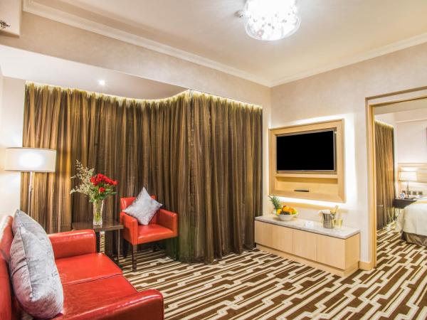 Metropark Hotel Macau : photo 2 de la chambre suite familiale