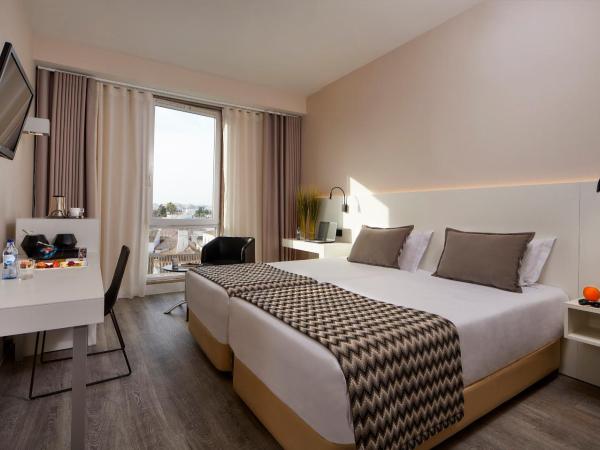 Hotel Faro & Beach Club : photo 4 de la chambre chambre double ou lits jumeaux supérieure
