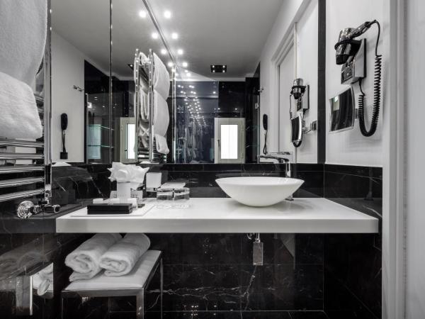 LHP Hotel River & SPA : photo 4 de la chambre suite supérieure avec accès au spa