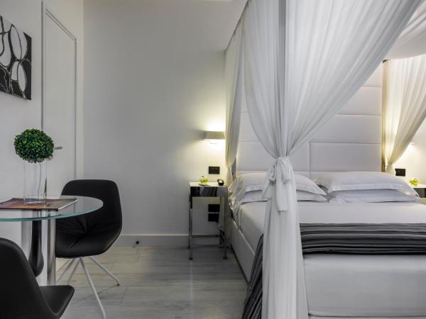 LHP Hotel River & SPA : photo 1 de la chambre suite deluxe avec accès au spa - vue sur arno