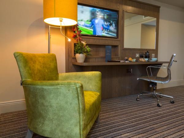 Bonnington Hotel & Leisure Centre : photo 5 de la chambre chambre lit king-size exécutive