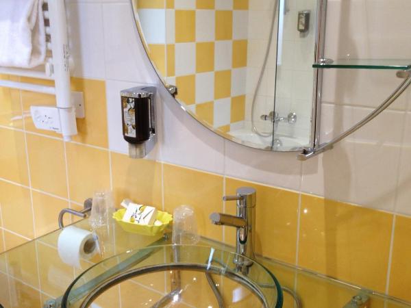 Hotel des Marquisats : photo 4 de la chambre chambre double classique – côté lac