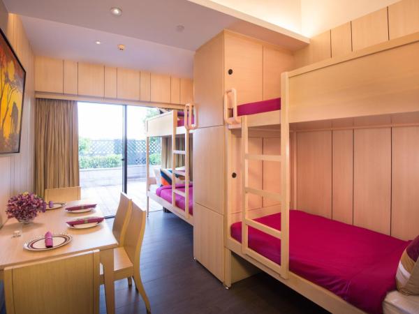 Noah's Ark Hotel & Resort : photo 1 de la chambre four person family room
