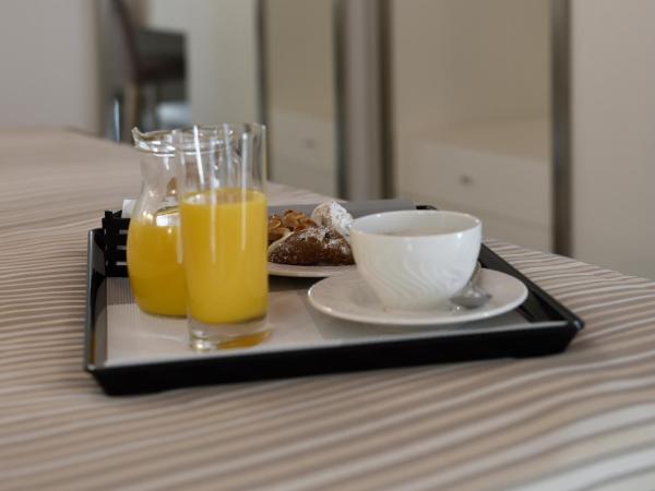 Best Western Hotel Principe di Lampedusa : photo 7 de la chambre classic triple room with internal view