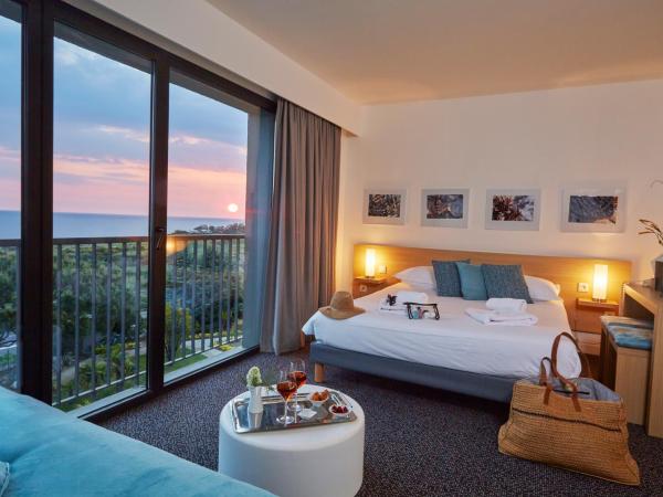 Grand Hotel Du Golfe - Spa & Gastronomie : photo 2 de la chambre chambre prestige avec vue sur la mer