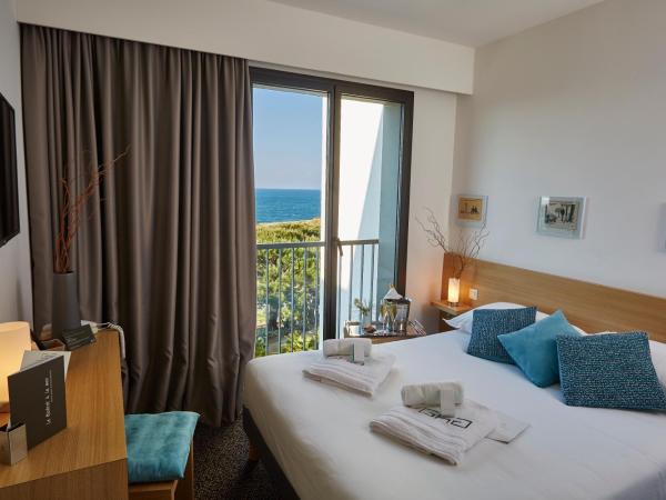 Grand Hotel Du Golfe : photo 1 de la chambre petite chambre double - vue sur mer 