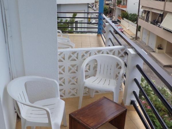 Poseidon Hotel : photo 3 de la chambre chambre double ou lits jumeaux