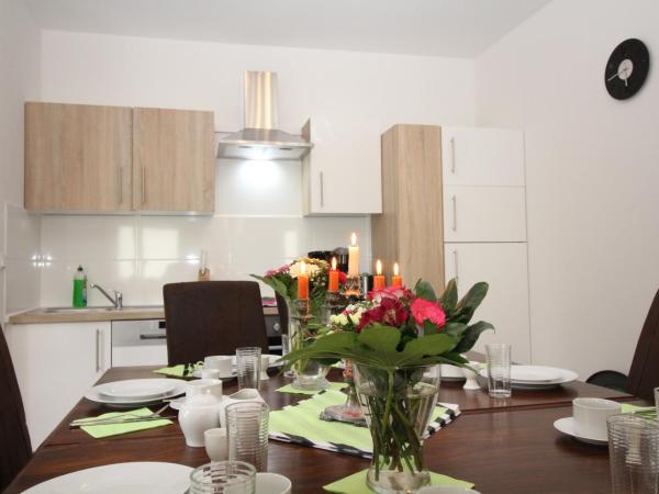 Apartments Tempelhof : photo 3 de la chambre appartement 3 chambres