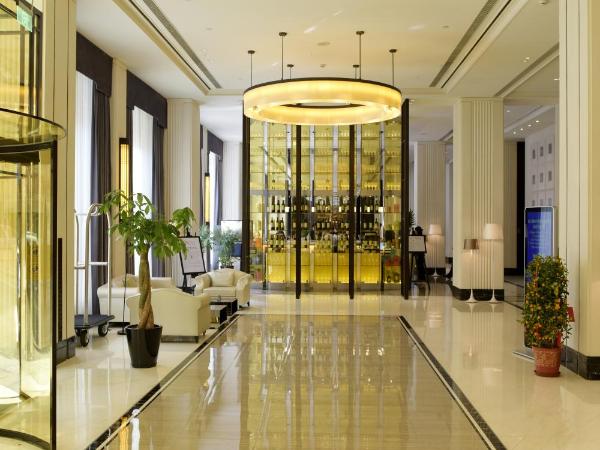 Golden Tulip Bund New Asia (The Former Jinjiang Metropolo Hotel Classiq Shanghai,Rock Bund) : photo 6 de la chambre suite supérieure lit king-size