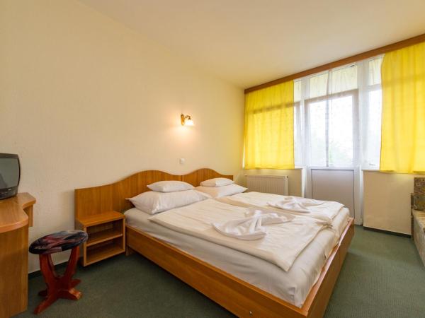Hotel Nostra : photo 1 de la chambre chambre triple