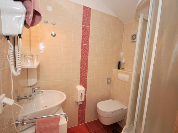 Apartments & Rooms Villa Maslina : photo 10 de la chambre chambre double