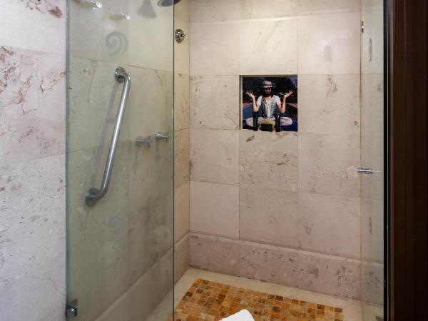 Hard Rock Hotel Cancun - All Inclusive : photo 6 de la chambre hébergement double deluxe - vue sur océan