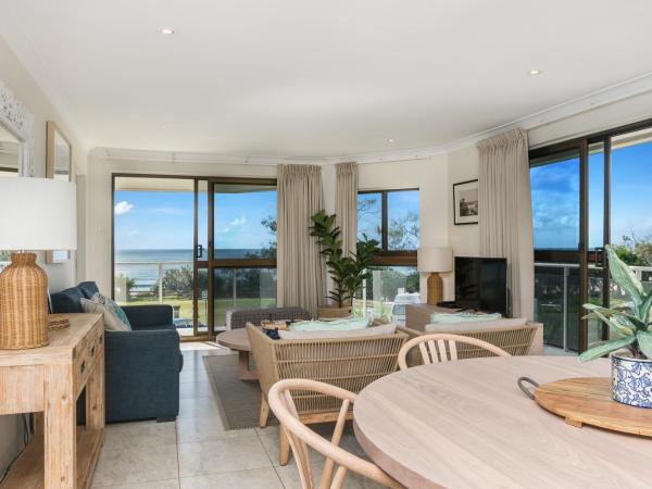 Bayview Beachfront Apartments, in town right on the beach : photo 3 de la chambre penthouse 2 chambres avec 2 salles de bains - vue sur océan