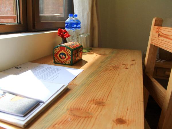 ROKPA Guest House : photo 5 de la chambre chambre double ou lits jumeaux deluxe avec balcon