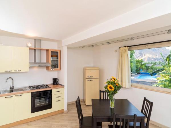 Medea Residence appartamenti vacanze : photo 3 de la chambre studio de luxe (4 adultes)