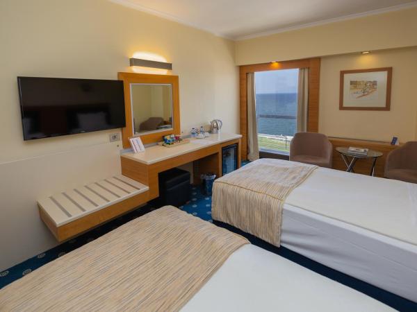Best Western Plus Hotel Konak : photo 4 de la chambre chambre lits jumeaux