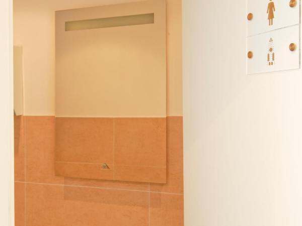 Hotel Blauer Bock : photo 5 de la chambre chambre simple Économique avec salle de bains et toilettes communes