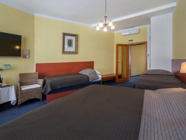 Hotel Arte : photo 1 de la chambre chambre quadruple standard
