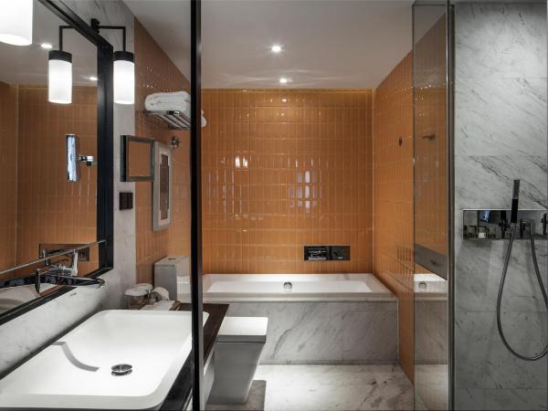 David's Deer Hotel : photo 2 de la chambre chambre lit queen-size confort