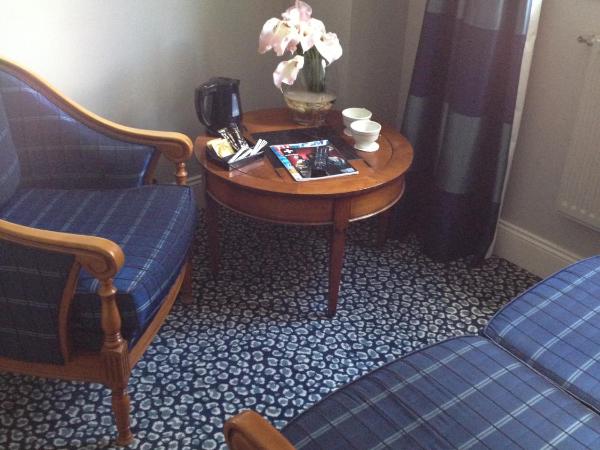 Le Querrien : photo 8 de la chambre chambre en duplex (4 personnes) - vue sur mer