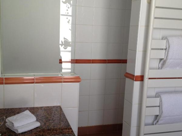 Le Querrien : photo 6 de la chambre chambre double confort - vue sur mer