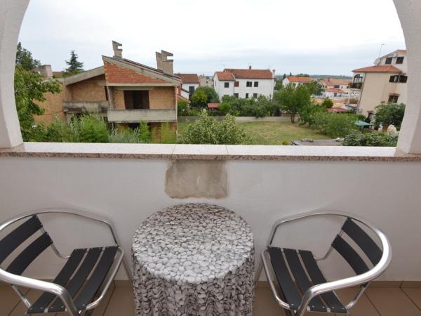Arthouse Villa Palma : photo 4 de la chambre chambre double ou lits jumeaux - vue sur jardin