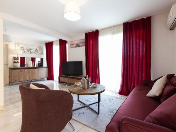 Résidence d'Azur Riou : photo 3 de la chambre appartement 2 chambres
