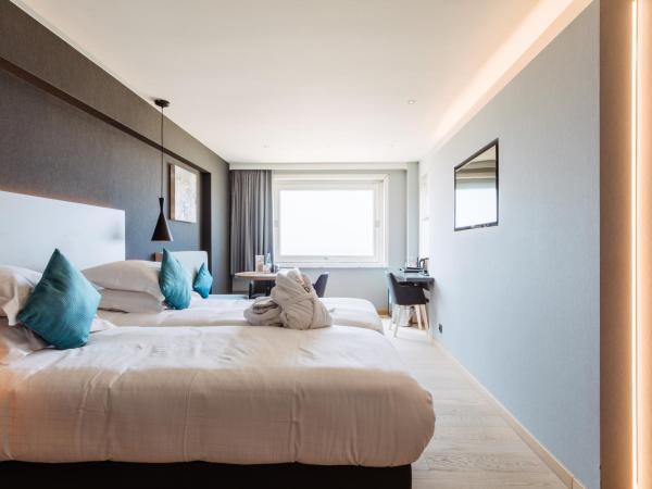 C-Hotels Andromeda : photo 7 de la chambre chambre lits jumeaux confort - vue sur mer