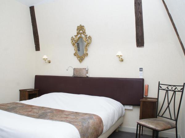 Hotel Montsegur : photo 2 de la chambre chambre lits king-size 