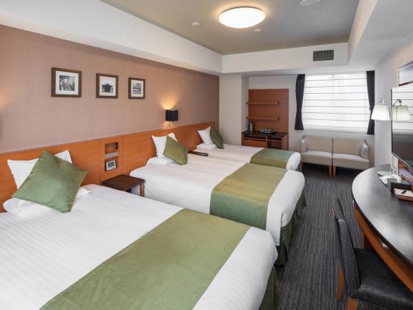 HOTEL MYSTAYS Kyoto Shijo : photo 2 de la chambre chambre triple supérieure - non-fumeurs