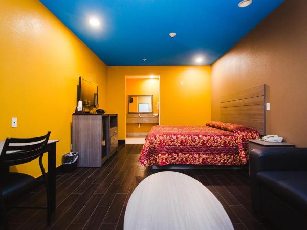 Moonlight Suites - Houston/George Bush Int'l Airport : photo 10 de la chambre chambre lit king-size